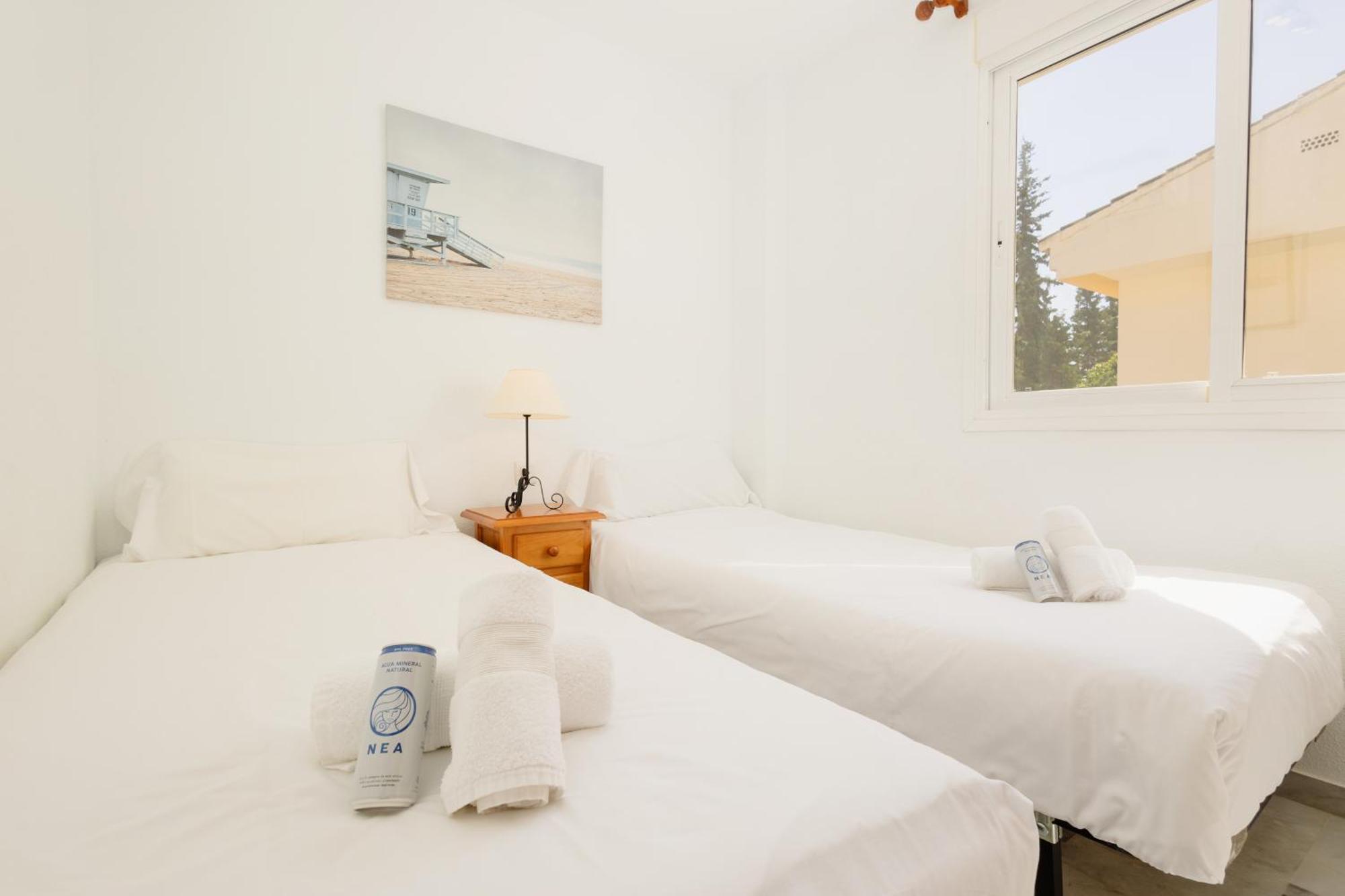 Beautiful Townhouse Walking Distance To The Beach In Costabella, 马尔韦利亚 外观 照片