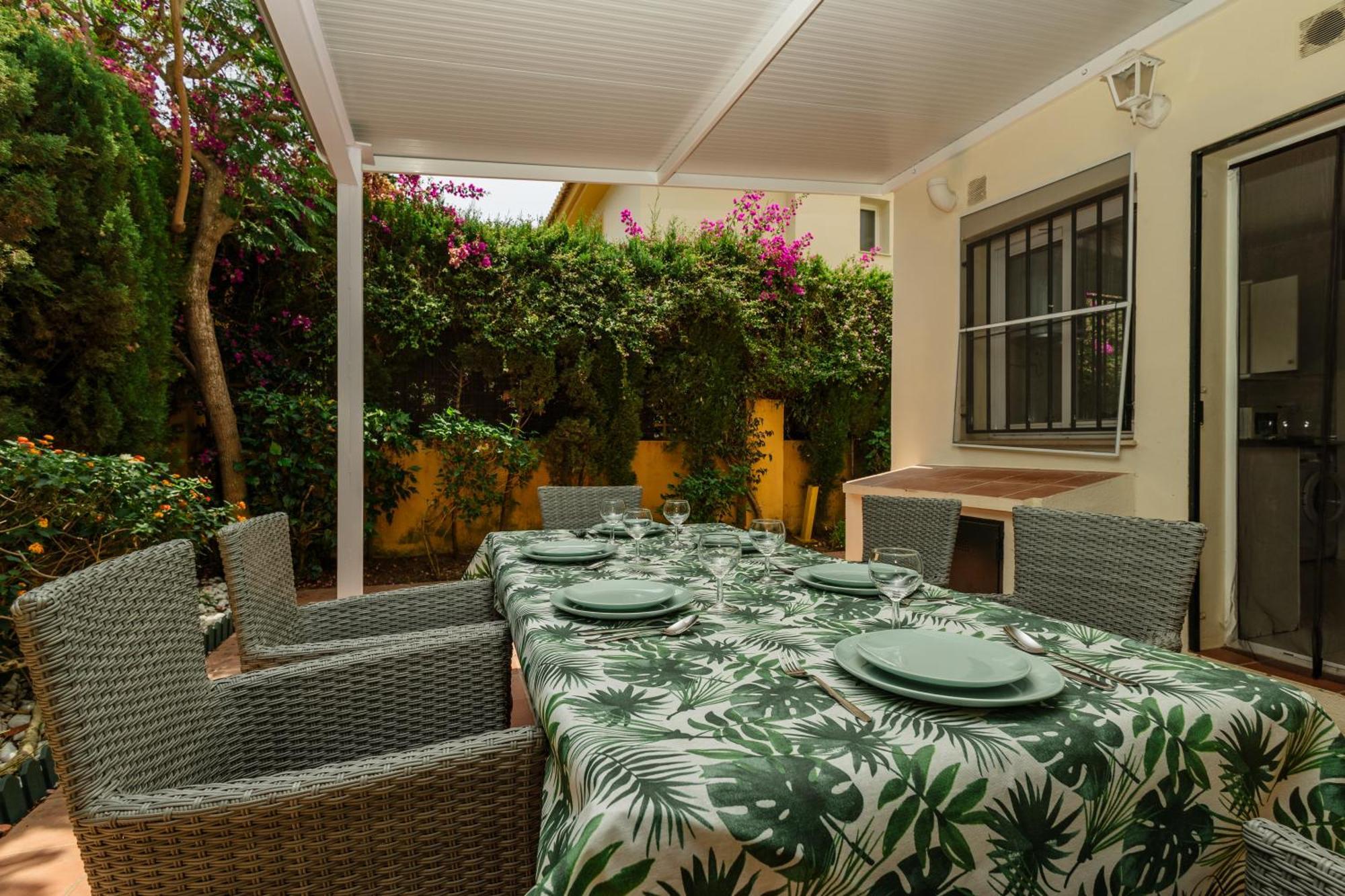 Beautiful Townhouse Walking Distance To The Beach In Costabella, 马尔韦利亚 外观 照片