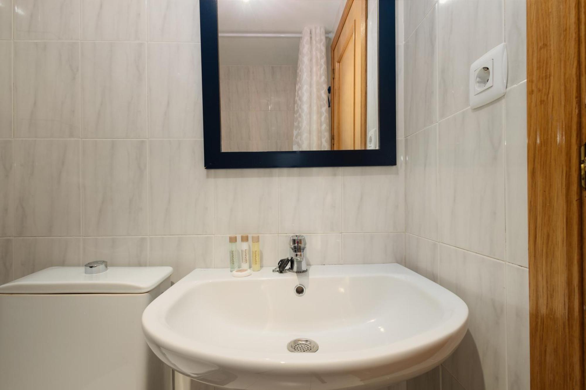 Beautiful Townhouse Walking Distance To The Beach In Costabella, 马尔韦利亚 外观 照片