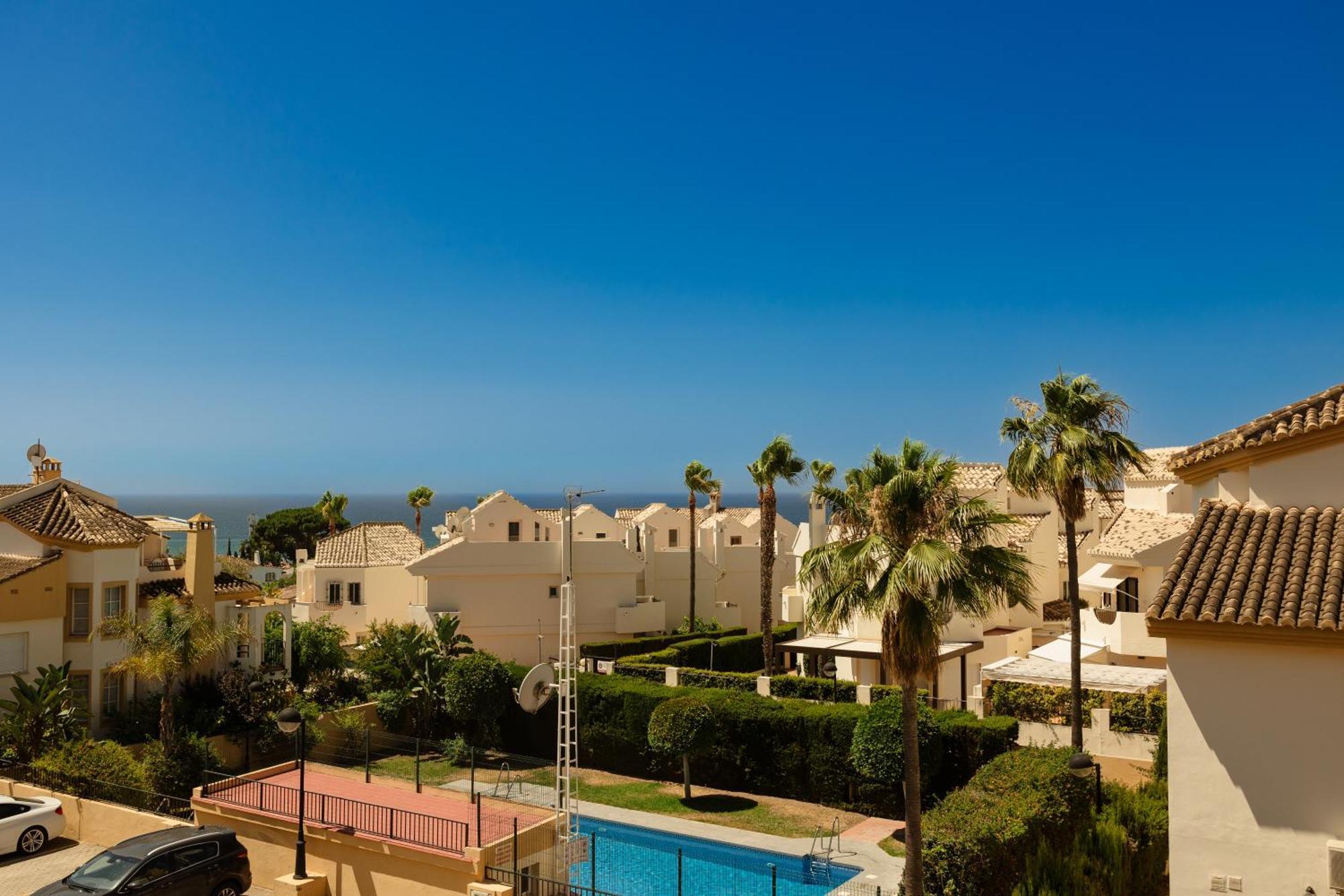 Beautiful Townhouse Walking Distance To The Beach In Costabella, 马尔韦利亚 外观 照片